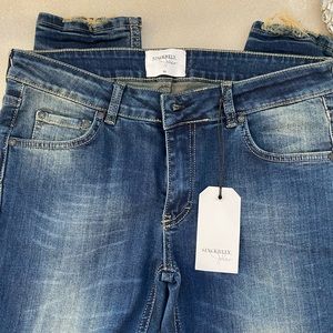 Sincerely Jules distressed jeans size 30